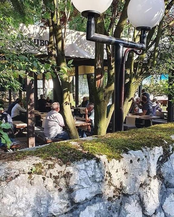Teuta Palace Dom Faletici Hotell Sarajevo Eksteriør bilde