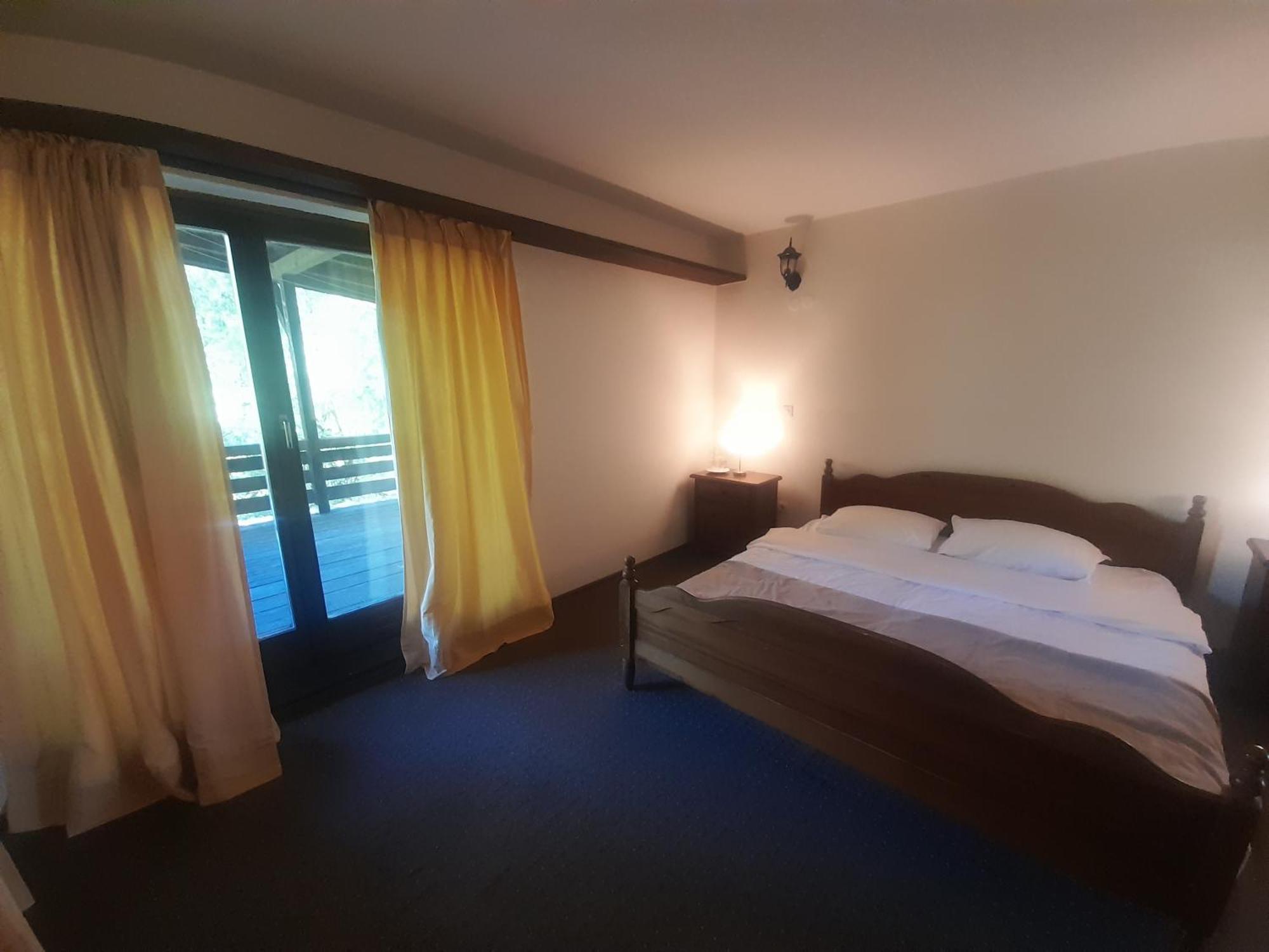 Teuta Palace Dom Faletici Hotell Sarajevo Eksteriør bilde