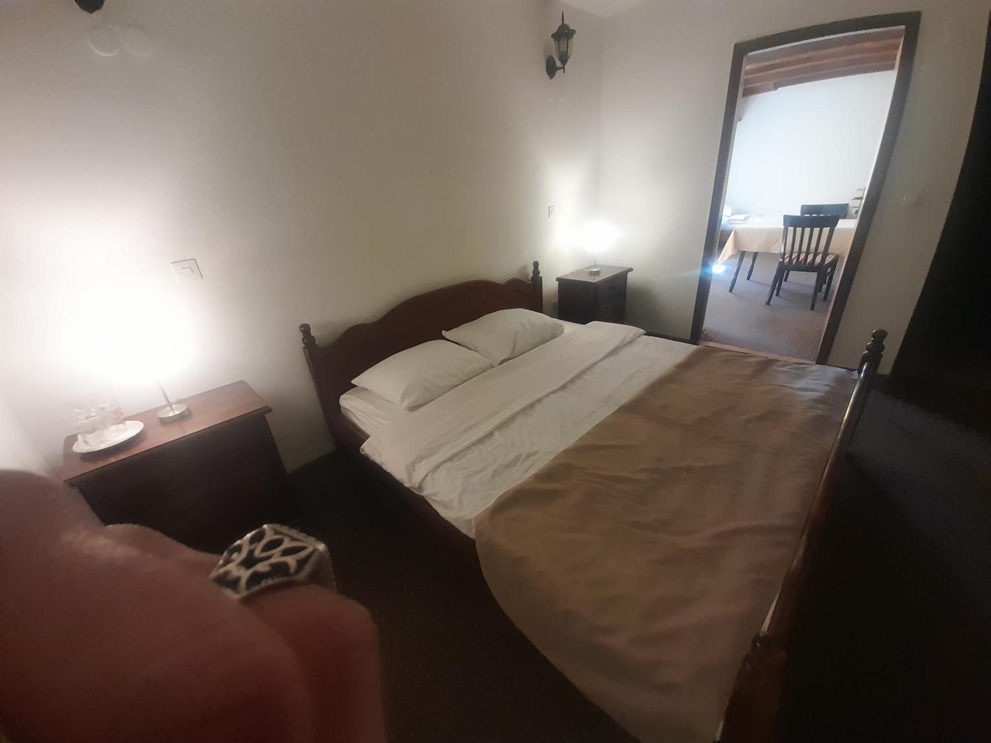Teuta Palace Dom Faletici Hotell Sarajevo Eksteriør bilde